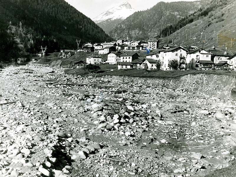 Caoria Reffiei dopo l'alluvione del 1966