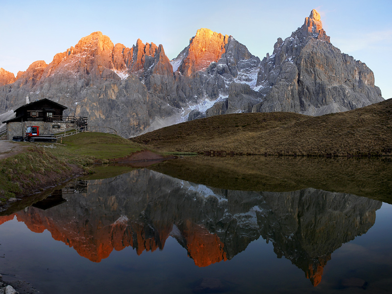 Dolomiti - Pale di San Martino con Baita Segantini